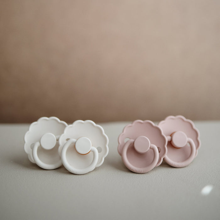 FRIGG Daisy Natural Rubber Pacifier 2-Pack - Nature Baby Outfitter