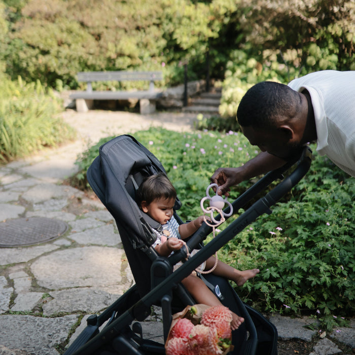 Daisy Rattle Teether - Nature Baby Outfitter