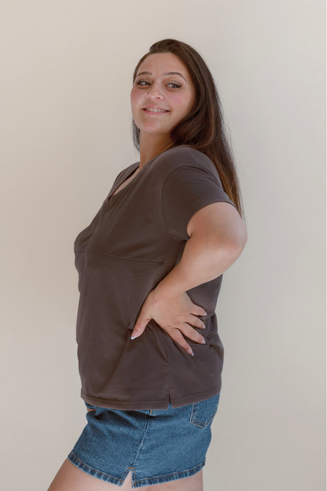 FINAL SALE V-Neck Full Zip Breastfeeding Tee - Gray - Nature Baby Outfitter