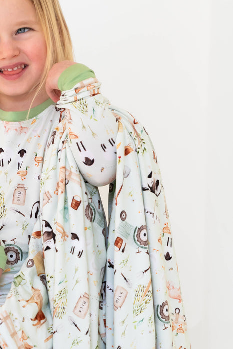 Friendly Farms Huggable Blanket