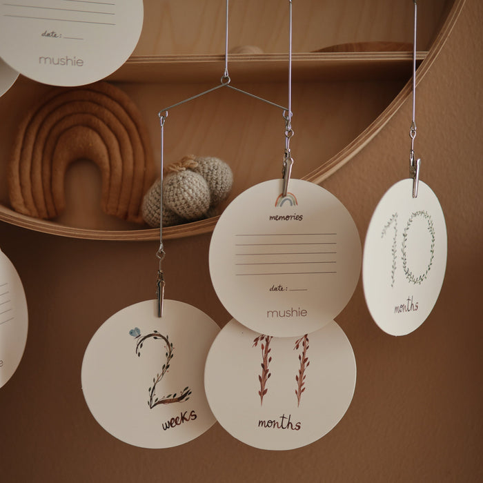 Milestone Cards - Nature Baby Outfitter