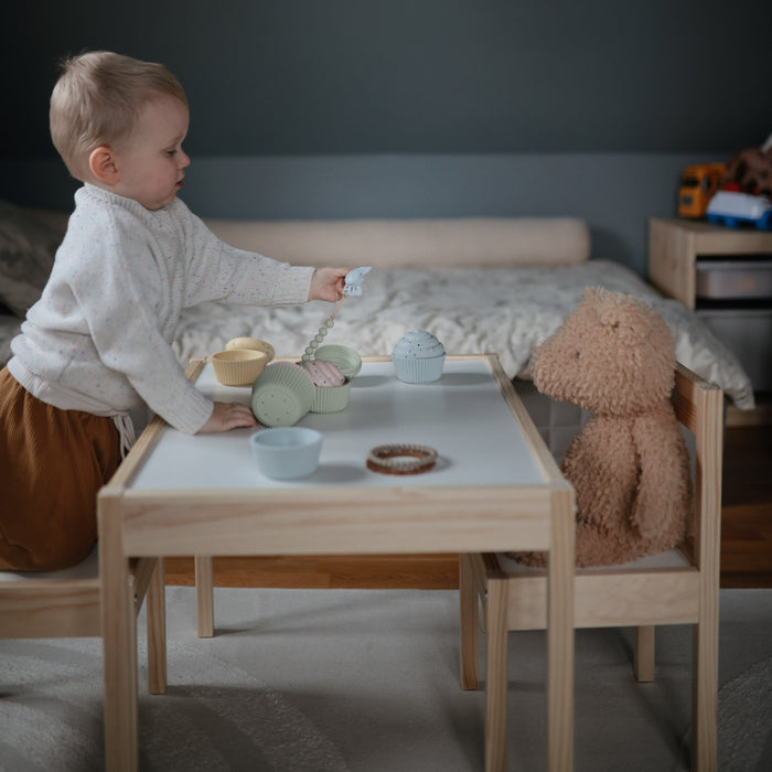 FRIGG Butterfly Anatomical Silicone Pacifier 2-Pack (0-6 Months) - Nature Baby Outfitter