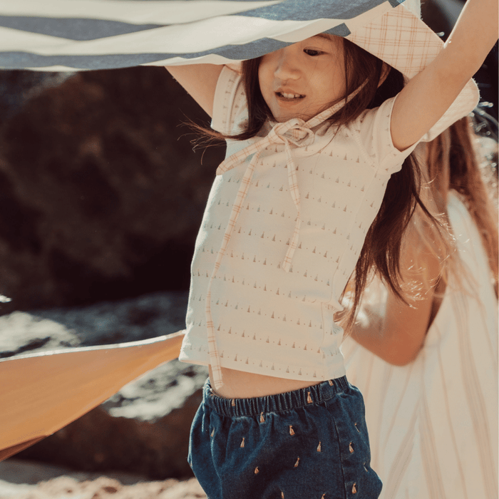 The Printed Short Sleeve Tee - Mini Sailboat
