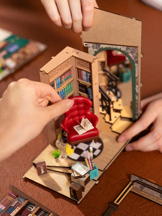 Minature DIY Book Nook Kit