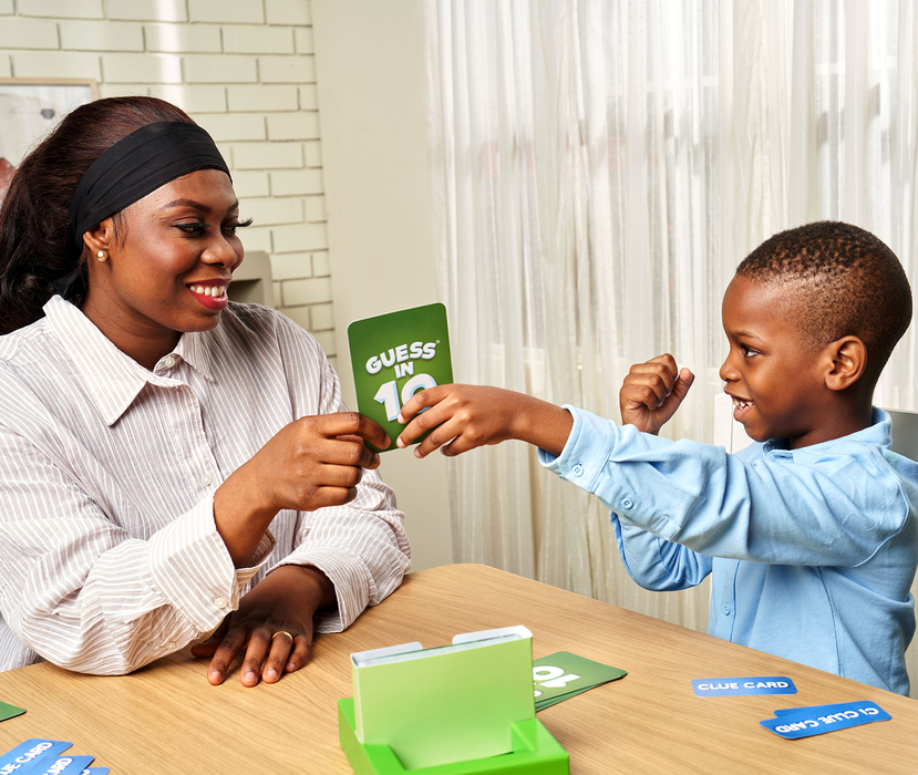 Guess in 10 World of Animals Card Game