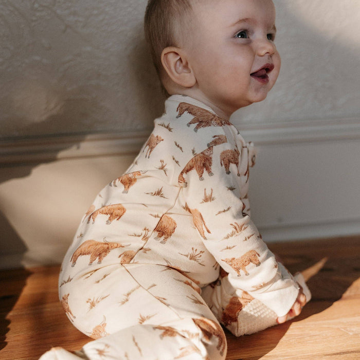 Highland Cow | Organic Zipper Footie