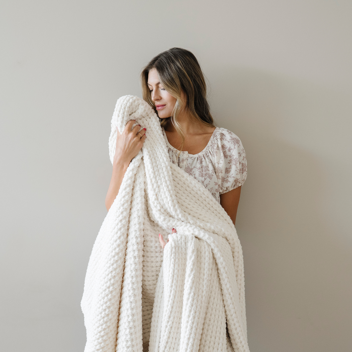 WAFFLE KNIT XL THROW BLANKETS