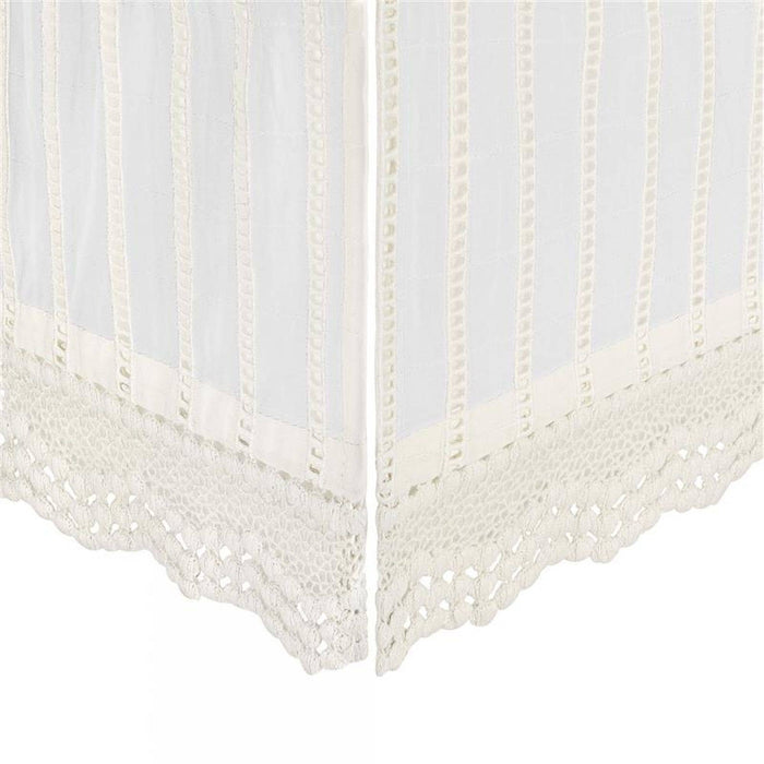 Off-White Lace Scallop Crib Skirt