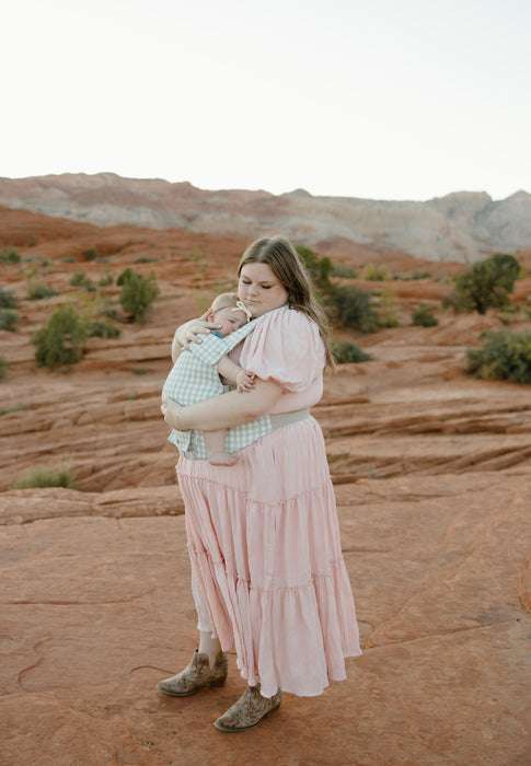 Monroe x Coco Gingham - Cotton Baby Carrier (7-35 lbs) - Nature Baby Outfitter