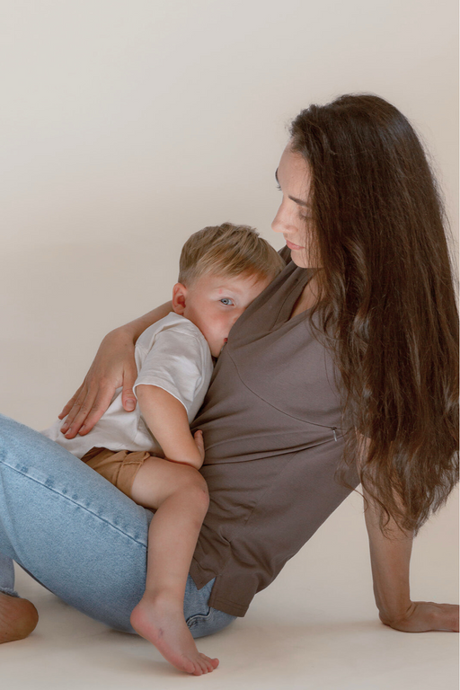 FINAL SALE V-Neck Full Zip Breastfeeding Tee - Gray - Nature Baby Outfitter