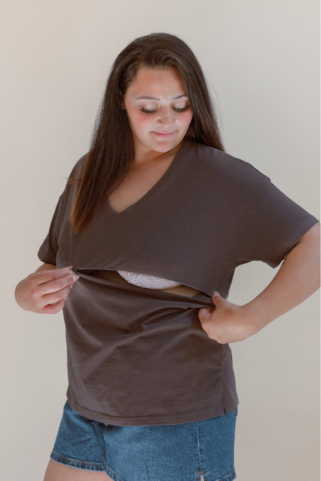 FINAL SALE V-Neck Full Zip Breastfeeding Tee - Gray - Nature Baby Outfitter