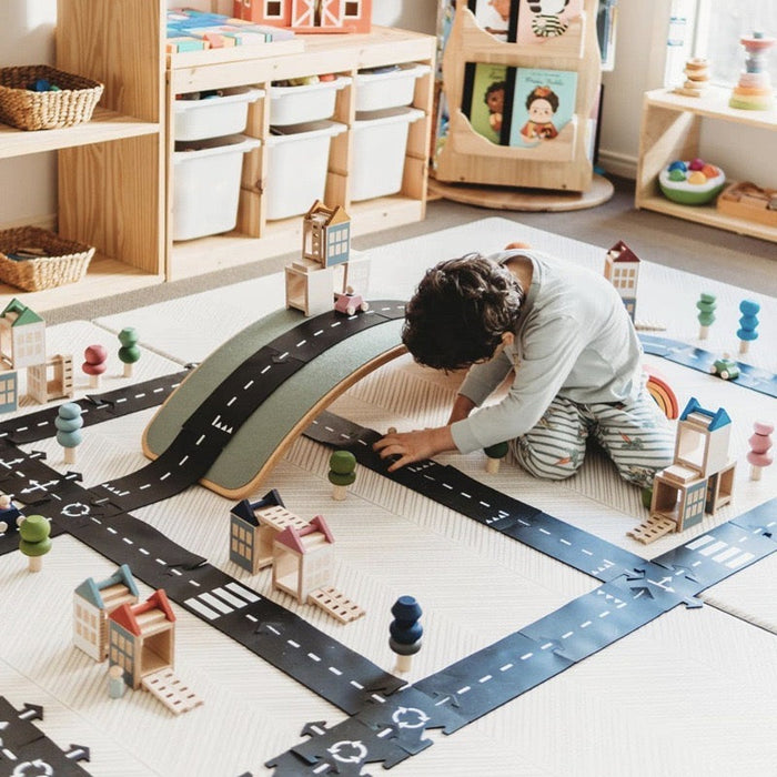 Flexible Rubber Roads Play Set – Open-Ended City & Car Track Play