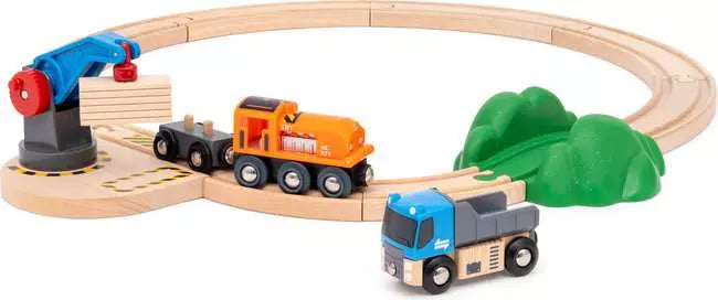 Brio World - Starter Lift & Load Set - Toy Train Set