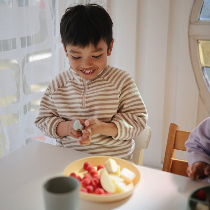 Round Dinnerware Plates - Nature Baby Outfitter