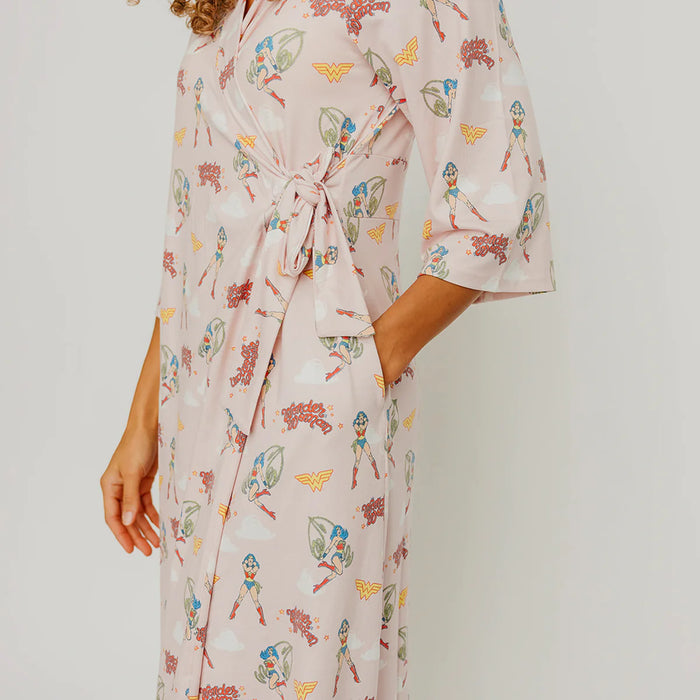 **CLOSEOUT** Wonder Woman Women's Everyday Robe