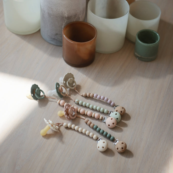 Silicone Pacifier Clip | Eva - Nature Baby Outfitter