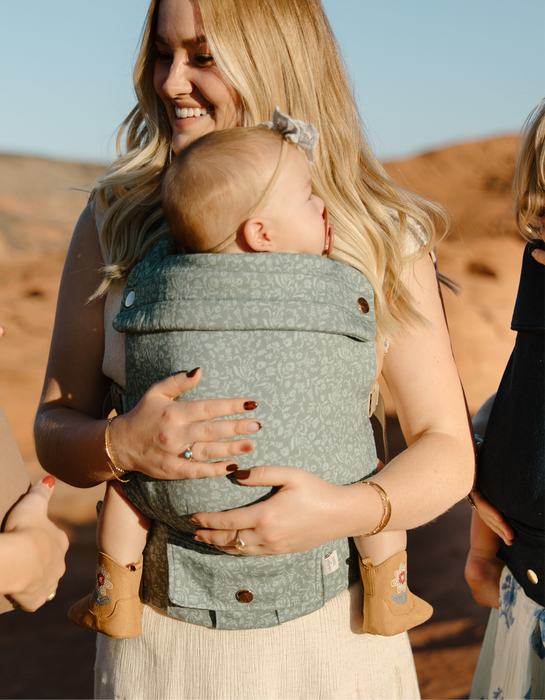Monroe x Coco Bloom – Neutral Cotton Baby Carrier (7–35 lbs) - Nature Baby Outfitter