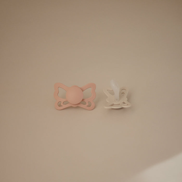FRIGG Butterfly Anatomical Silicone Pacifier 2-Pack (6-18 Months) - Nature Baby Outfitter