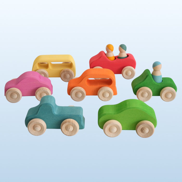 7 Pcs Colored Wooden Rainbow Cars Set with 3 Peg Dolls
