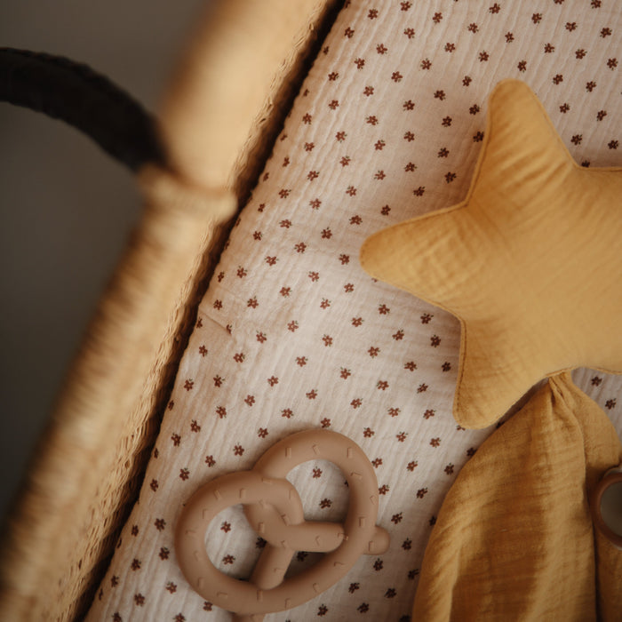 Pretzel Teether - Nature Baby Outfitter