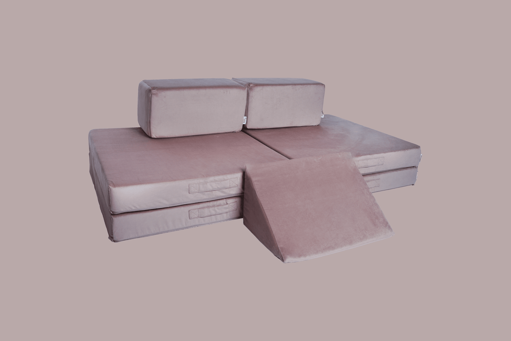 The Figgy play couch