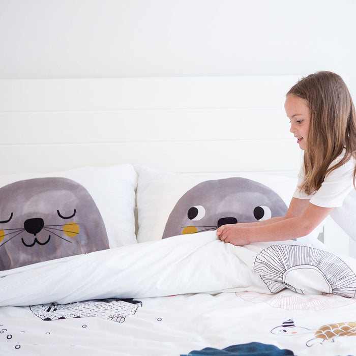 2-pack Seal Standard Size Pillowcases - Nature Baby Outfitter