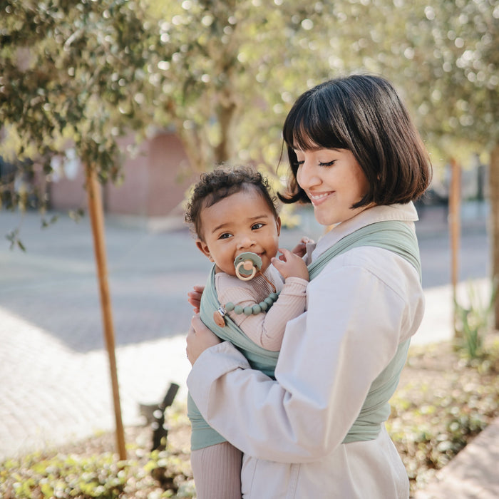 FRIGG Daisy Natural Rubber Pacifier 2-Pack - Nature Baby Outfitter