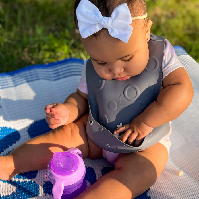 Travel Tether Bib