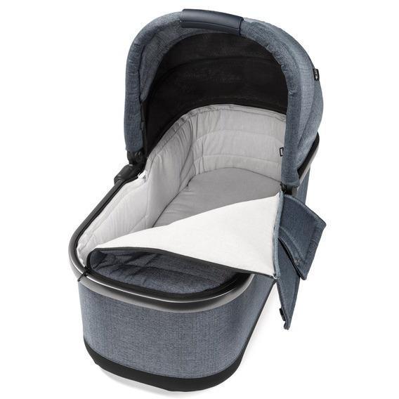 Z4 Bassinet & Home Stand