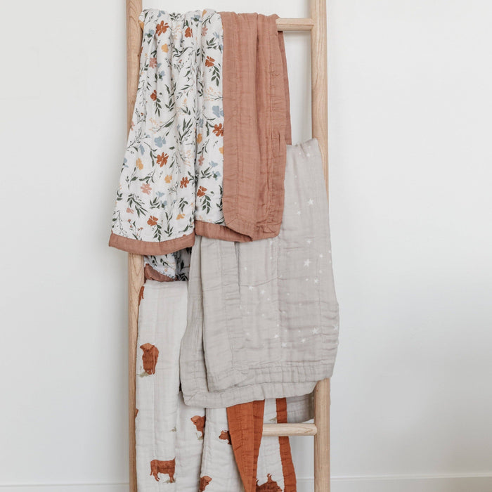 Higland Cow Bamboo Rayon Muslin 4-LAYER Quilts