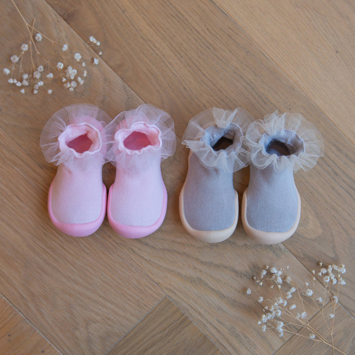 Tulle Trim Beige Minimalist Baby Crib Shoes