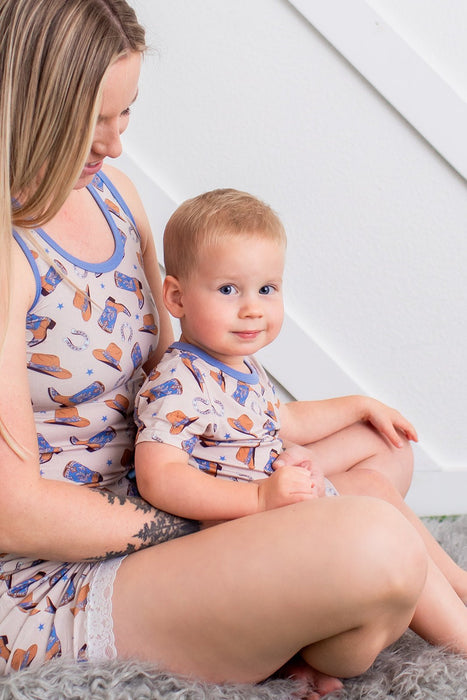 Cuddle Up Cowboy Mom Shorts set