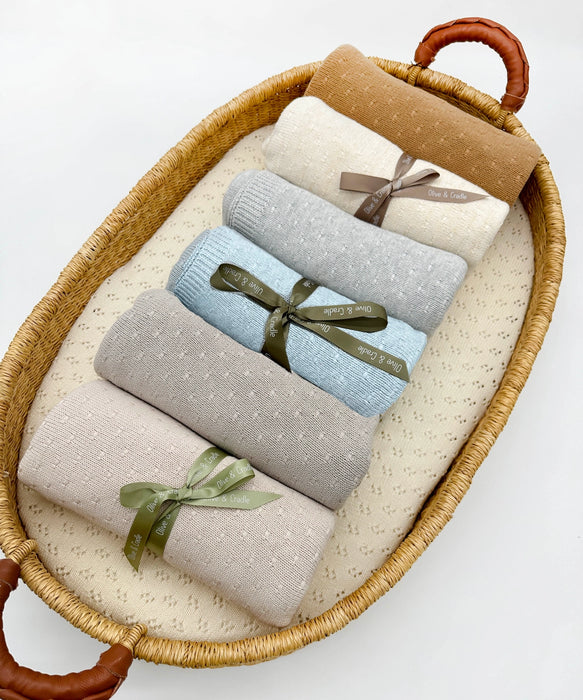 Heathered Blue Leo Knitted Blanket