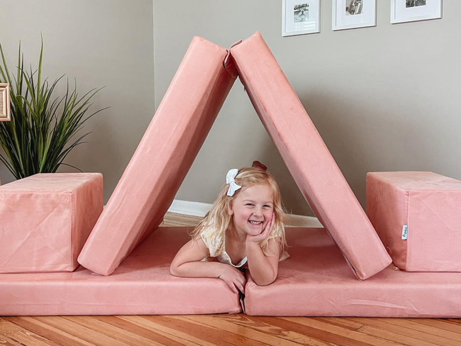 The Figgy play couch
