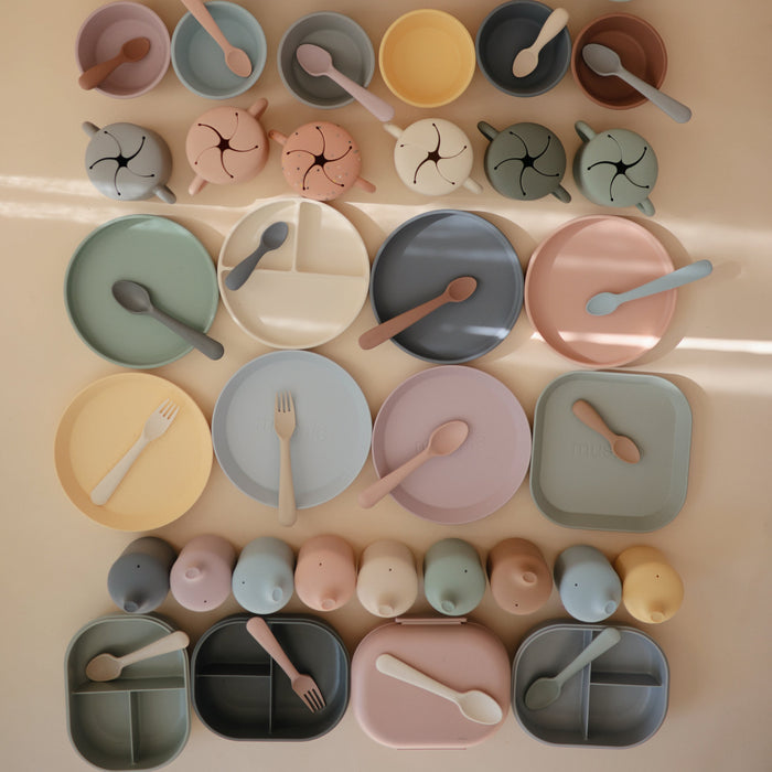 Round Dinnerware Plates - Nature Baby Outfitter