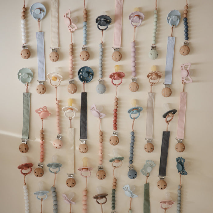 Linen Pacifier Clip 2-Pack - Nature Baby Outfitter
