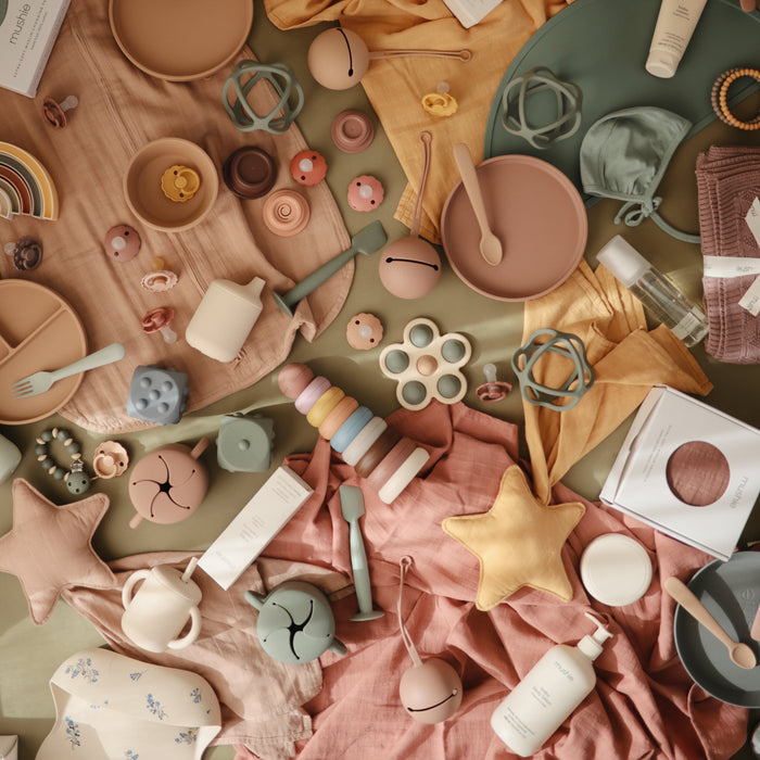 FRIGG Daisy Silicone Pacifier 2-Pack - Nature Baby Outfitter