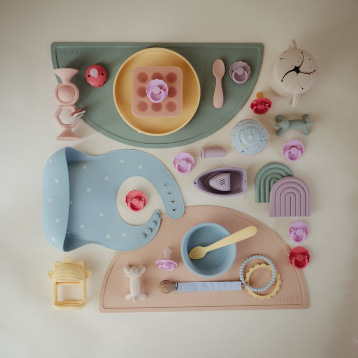 FRIGG Daisy Silicone Pacifier 2-Pack - Nature Baby Outfitter