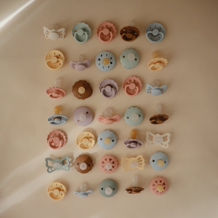 FRIGG Andersen Fairytale Natural Rubber Pacifier 2-Pack - Nature Baby Outfitter