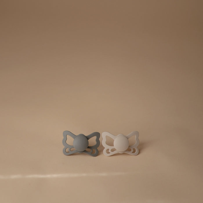 FRIGG Butterfly Anatomical Silicone Pacifier 2-Pack (6-18 Months) - Nature Baby Outfitter