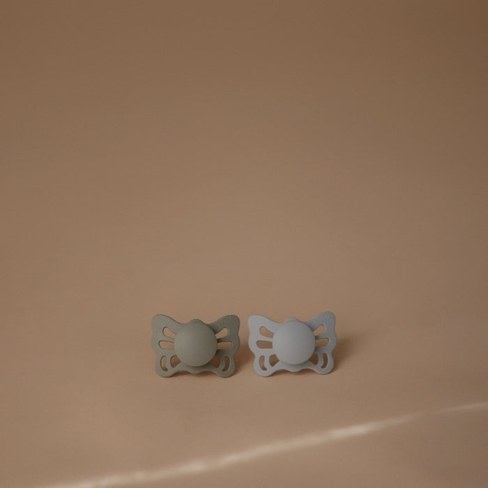 FRIGG Butterfly Anatomical Silicone Pacifier 2-Pack (0-6 Months) - Nature Baby Outfitter