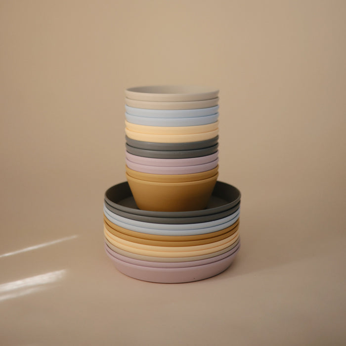Round Dinnerware Plates - Nature Baby Outfitter