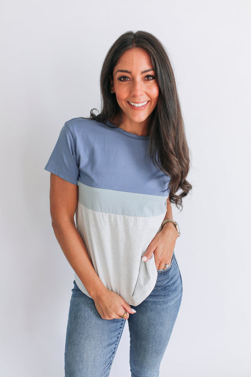 Classic Fit Invisible Zip Breastfeeding Tee - Nature Baby Outfitter
