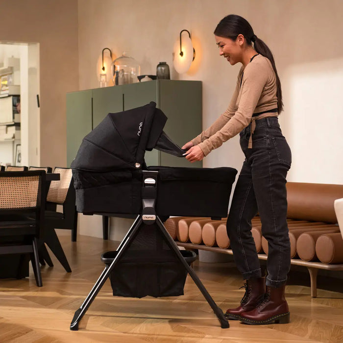 Mixx Series Bassinet & Stand