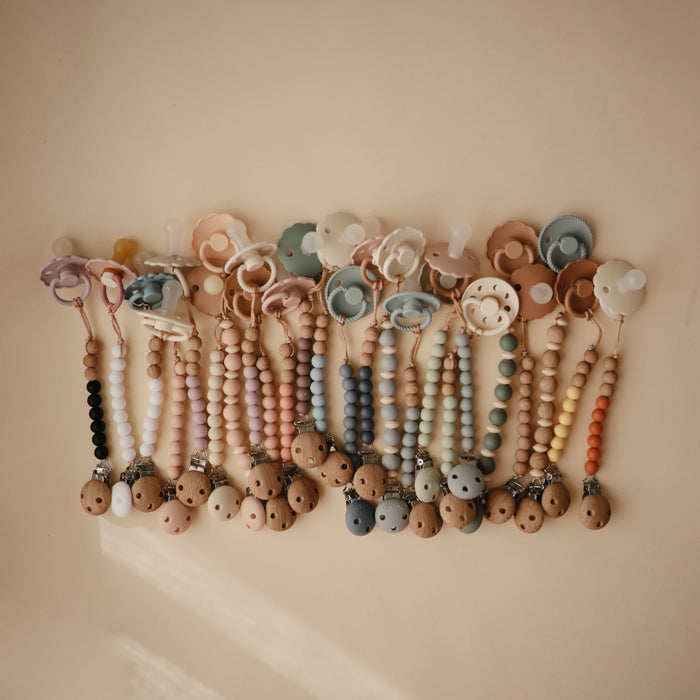 Silicone Pacifier Clip | Luna - Nature Baby Outfitter
