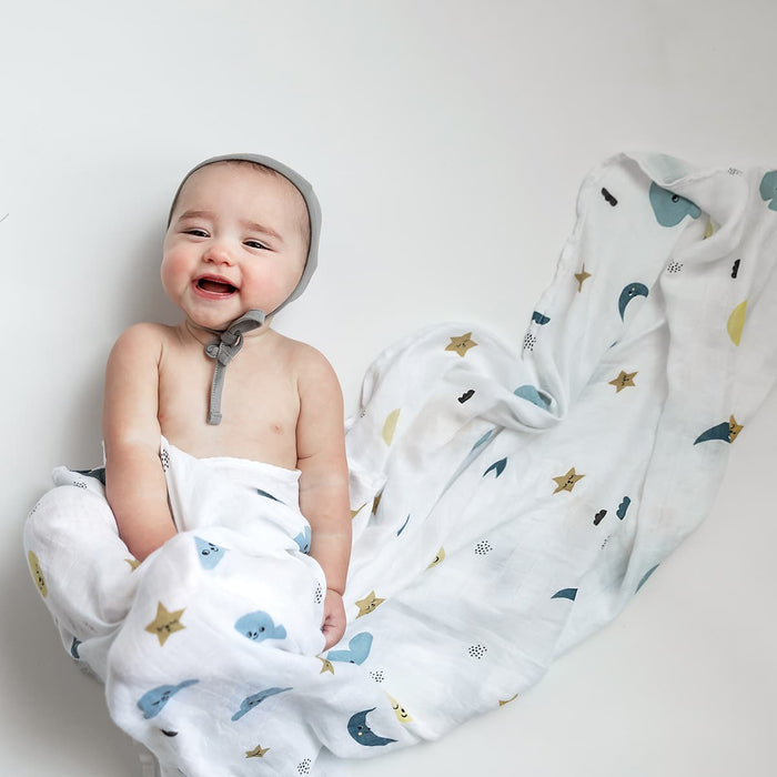 Moon and stars bamboo swaddle - Nature Baby Outfitter